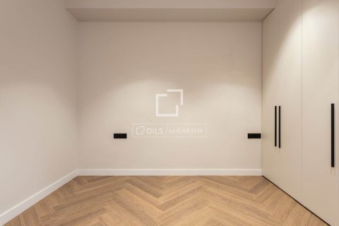 Купить квартиру в Барселона, Испания с 3 спальни, 156м², № 4155 - фото 28