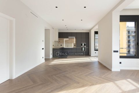Купить квартиру в Барселона, Испания с 3 спальни, 156м², № 4155 - фото 3