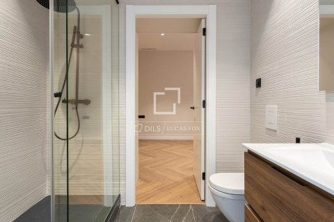 Купить квартиру в Барселона, Испания с 3 спальни, 156м², № 4155 - фото 21