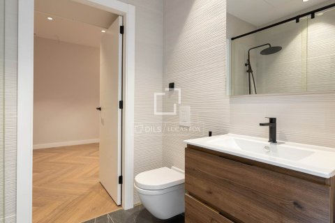 Купить квартиру в Барселона, Испания с 3 спальни, 156м², № 4155 - фото 20