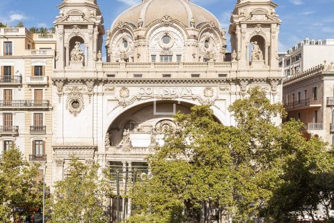 Apartamento de 2 dormitorios en venta en Barcelona, Cataluña, Spain № 4157 - foto 24