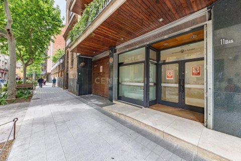 Oficina de 574 m² en venta en Sabadell, Barcelona, Cataluña, Spain № 6990 - foto 2