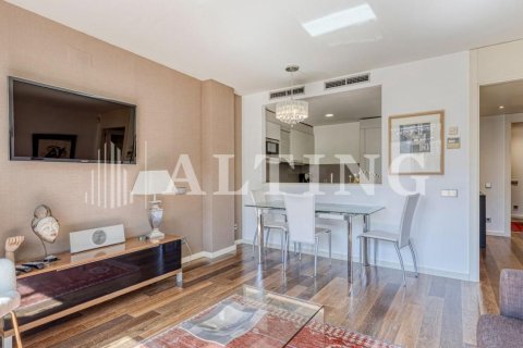 Apartamento de 1 dormitorio en venta en Barcelona, Cataluña, Spain № 2794