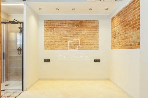 Купить квартиру в Барселона, Испания с 3 спальни, 67м², № 8580 - фото 17