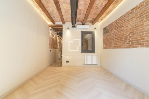 Купить квартиру в Барселона, Испания с 3 спальни, 67м², № 8580 - фото 6