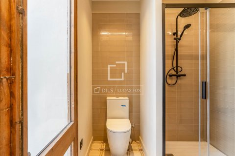 Купить квартиру в Барселона, Испания с 3 спальни, 67м², № 8580 - фото 21