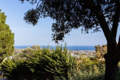 Parcela en venta en Cabrils, Barcelona, Cataluña, Spain № 8584