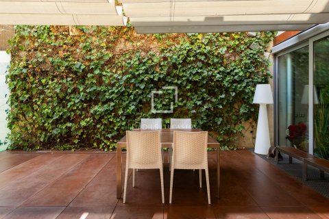 Villa de 5 dormitorios en venta en Barcelona, Cataluña, Spain № 8586 - foto 7