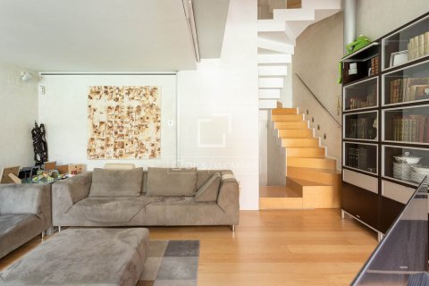 Villa de 5 dormitorios en venta en Barcelona, Cataluña, Spain № 8586 - foto 11