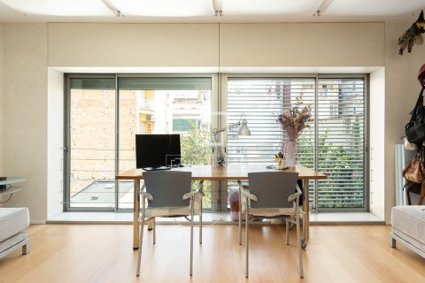 Villa de 5 dormitorios en venta en Barcelona, Cataluña, Spain № 8586 - foto 29