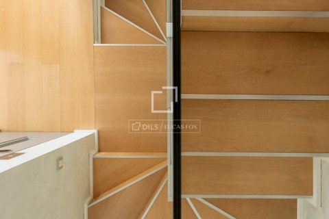 Villa de 5 dormitorios en venta en Barcelona, Cataluña, Spain № 8586 - foto 15