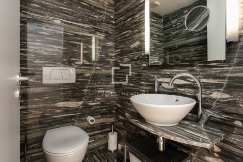 Villa de 5 dormitorios en venta en Barcelona, Cataluña, Spain № 8586 - foto 25
