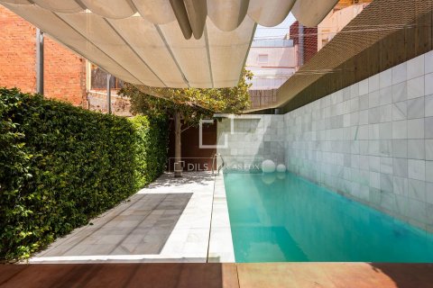 Villa de 5 dormitorios en venta en Barcelona, Cataluña, Spain № 8586 - foto 2