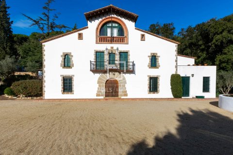 10 bedrooms finca for sale in Argentona, Barcelona, Catalonia, Spain № 8582 - photo 4
