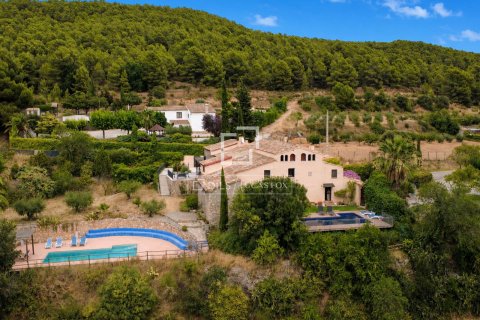 9 bedrooms finca for sale in Sitges, Barcelona, Catalonia, Spain № 8583 - photo 2