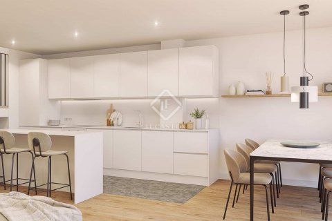 Apartamento de 3 dormitorios en venta en Barcelona, Cataluña, Spain № 8585 - foto 3