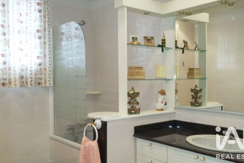 5 bedrooms house for sale in Polinya, Barcelona, Catalonia, Spain № 8473 - photo 11