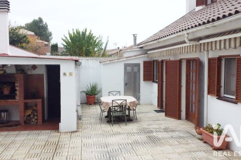 Сasa de 5 dormitorios en venta en Polinyà, Barcelona, Cataluña, Spain № 8473