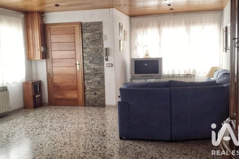 5 bedrooms house for sale in Polinya, Barcelona, Catalonia, Spain № 8473 - photo 3