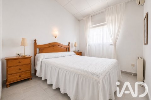 Casa adosada de 3 dormitorios en venta en Lloret de Mar, Gerona, Cataluña, Spain № 8468 - foto 28