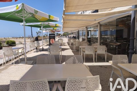 Propiedad comercial de 161 m² en venta en El Vendrell, Tarragona, Cataluña, Spain № 8472 - foto 7