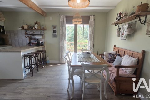 Сasa de 3 dormitorios en venta en Castellet i la Gornal, Barcelona, Cataluña, Spain № 8470 - foto 4