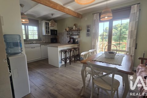 Сasa de 3 dormitorios en venta en Castellet i la Gornal, Barcelona, Cataluña, Spain № 8470 - foto 6