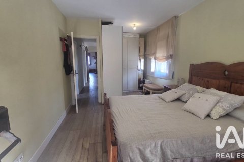 Сasa de 3 dormitorios en venta en Castellet i la Gornal, Barcelona, Cataluña, Spain № 8470 - foto 14