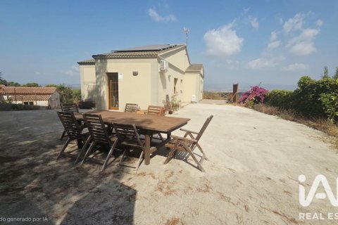 Сasa de 3 dormitorios en venta en Castellet i la Gornal, Barcelona, Cataluña, Spain № 8470 - foto 25