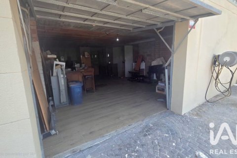 Сasa de 3 dormitorios en venta en Castellet i la Gornal, Barcelona, Cataluña, Spain № 8470 - foto 27