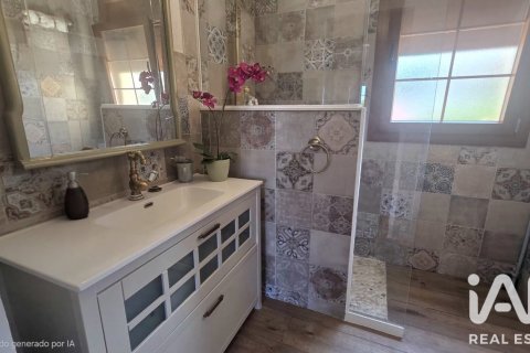 Сasa de 3 dormitorios en venta en Castellet i la Gornal, Barcelona, Cataluña, Spain № 8470 - foto 16
