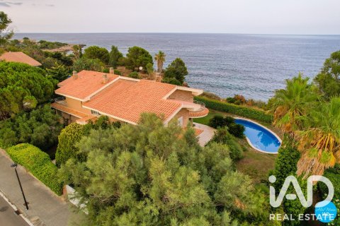 Сasa de 4 dormitorios en venta en L'Ametlla de Mar, Tarragona, Cataluña, Spain № 8471