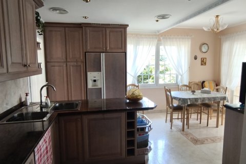 Сasa de 4 dormitorios en venta en L'Ametlla de Mar, Tarragona, Cataluña, Spain № 8471 - foto 25