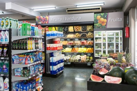 Tienda al por menor de 573 m² en venta en Gràcia, Barcelona, Cataluña, Spain № 5157 - foto 2