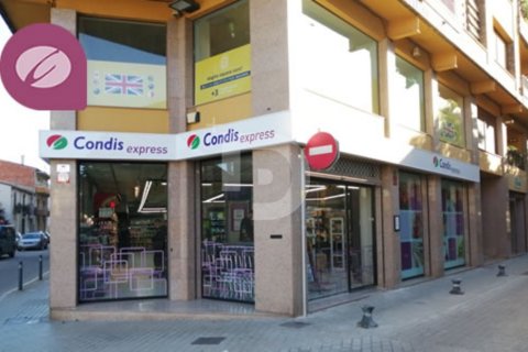 Estudio en venta en Gràcia, Barcelona, Cataluña, Spain № 5157