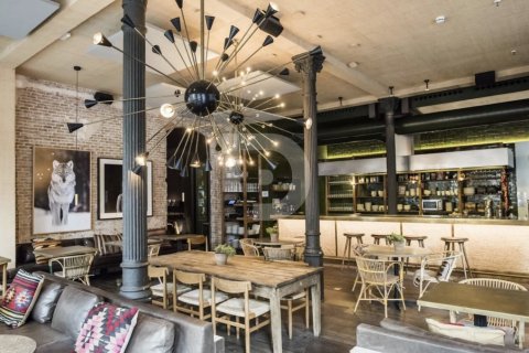 Cafetería / restaurante de 139 m² en venta en Sants-Montjuïc, Barcelona, Cataluña, Spain № 5154 - foto 2