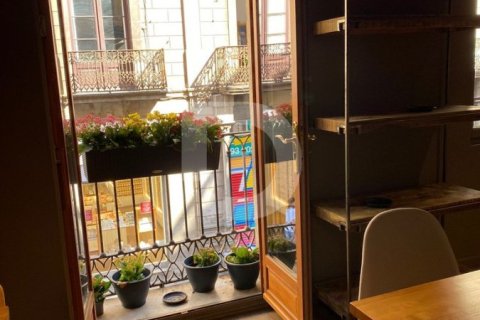 Cafetería / restaurante de 154 m² en venta en Ciudad Vieja, Barcelona, Cataluña, Spain № 5158 - foto 8