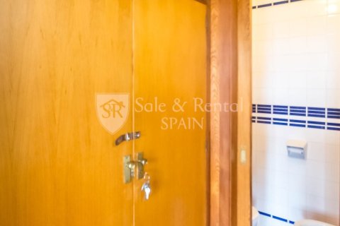 Apartamento de 2 dormitorios en venta en Tossa de Mar, Gerona, Cataluña, Spain № 6717 - foto 11