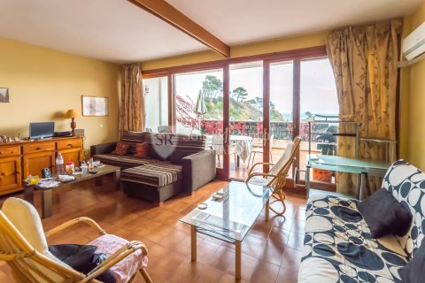 Apartamento de 2 dormitorios en venta en Tossa de Mar, Gerona, Cataluña, Spain № 6717 - foto 4