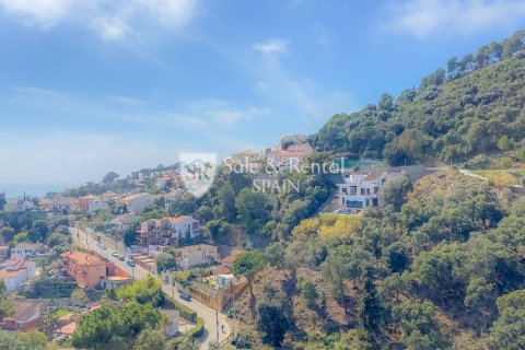 Сasa de 6 dormitorios en venta en Santa Susanna, Barcelona, Cataluña, Spain № 6718 - foto 2