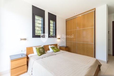 Сasa de 6 dormitorios en venta en Santa Susanna, Barcelona, Cataluña, Spain № 6718 - foto 6