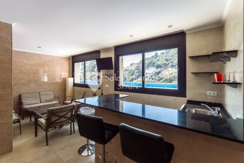 Сasa de 6 dormitorios en venta en Santa Susanna, Barcelona, Cataluña, Spain № 6718 - foto 22