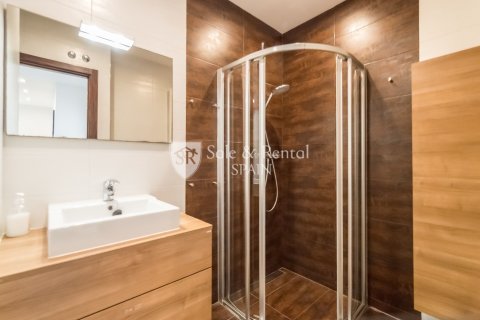 Сasa de 6 dormitorios en venta en Santa Susanna, Barcelona, Cataluña, Spain № 6718 - foto 13