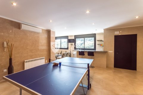 Сasa de 6 dormitorios en venta en Santa Susanna, Barcelona, Cataluña, Spain № 6718 - foto 21