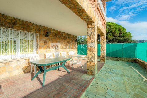 Сasa de 7 dormitorios en venta en Lloret de Mar, Gerona, Cataluña, Spain № 6712 - foto 27