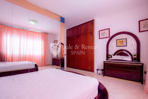 Сasa de 7 dormitorios en venta en Lloret de Mar, Gerona, Cataluña, Spain № 6712 - foto 22
