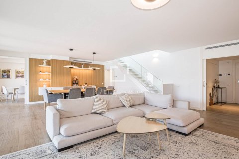 5 bedrooms apartment for sale in Sant Cugat Del Valles, Barcelona, Catalonia, Spain № 8809 - photo 3