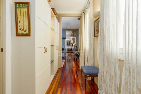 Купить квартиру в Барселона, Испания с 3 спальни, 141м², № 8811 - фото 22