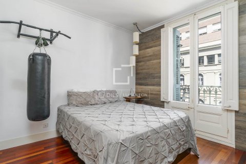 Купить квартиру в Барселона, Испания с 3 спальни, 141м², № 8811 - фото 18