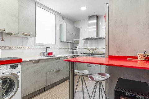Купить квартиру в Барселона, Испания с 3 спальни, 141м², № 8811 - фото 26